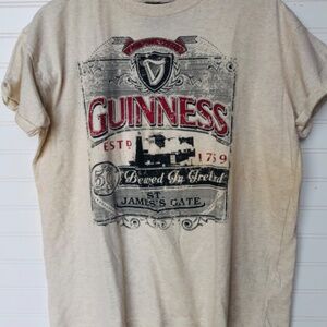 Guiness Official Merchandise St. James Gate Relaxed Fit Slight Cuff T Shirt M